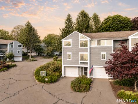 37 Old Mill Court Simsbury CT 06070