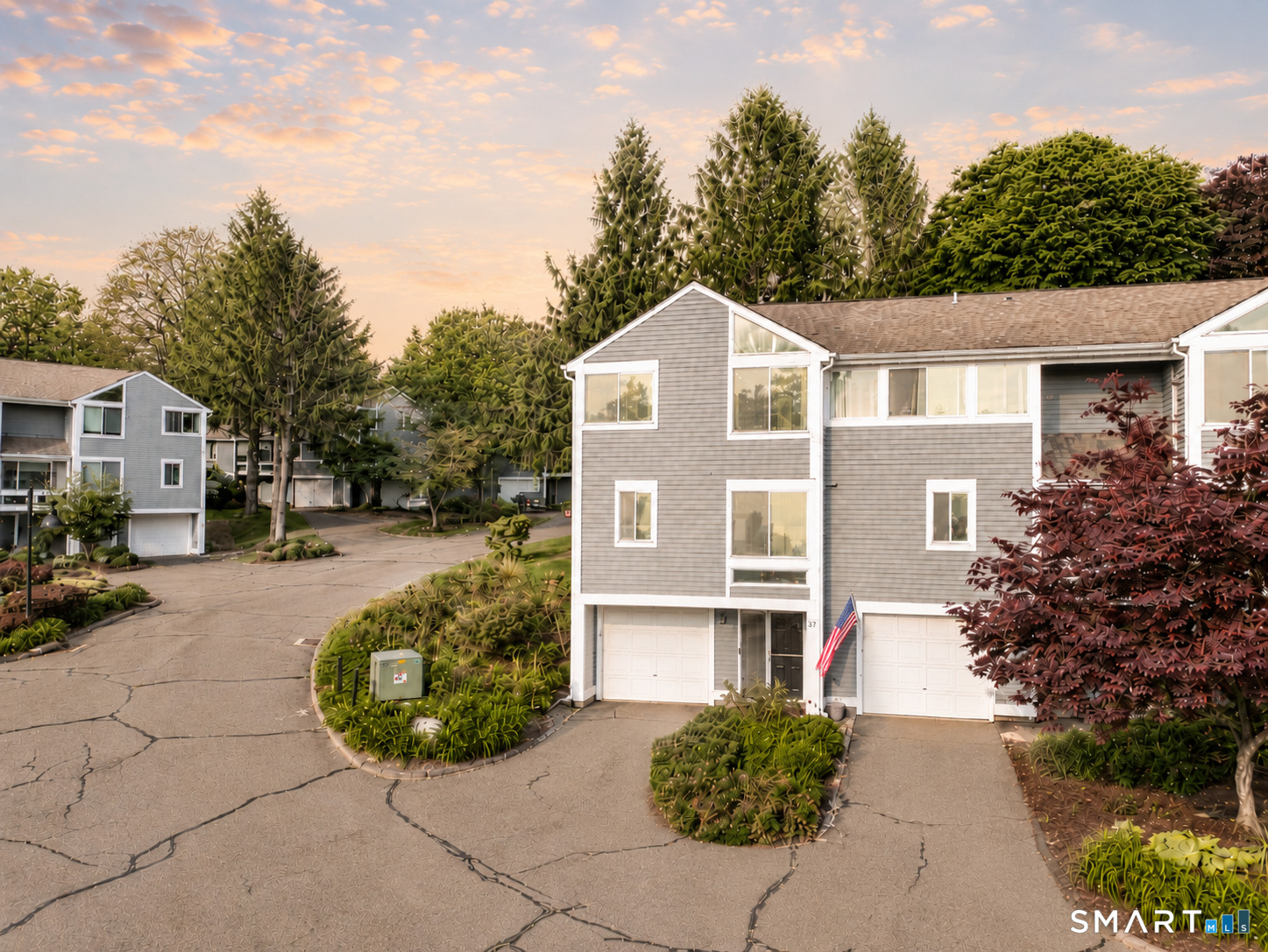 37 Old Mill Court Simsbury CT 06070