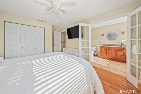 37 Old Mill Court Simsbury CT 06070