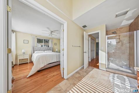 37 Old Mill Court Simsbury CT 06070