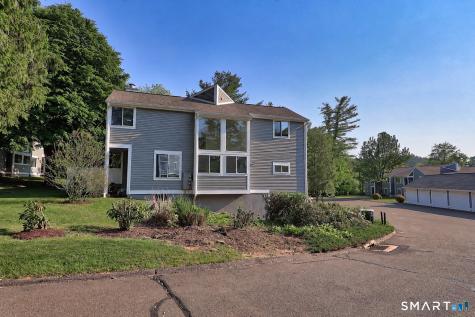 37 Old Mill Court Simsbury CT 06070