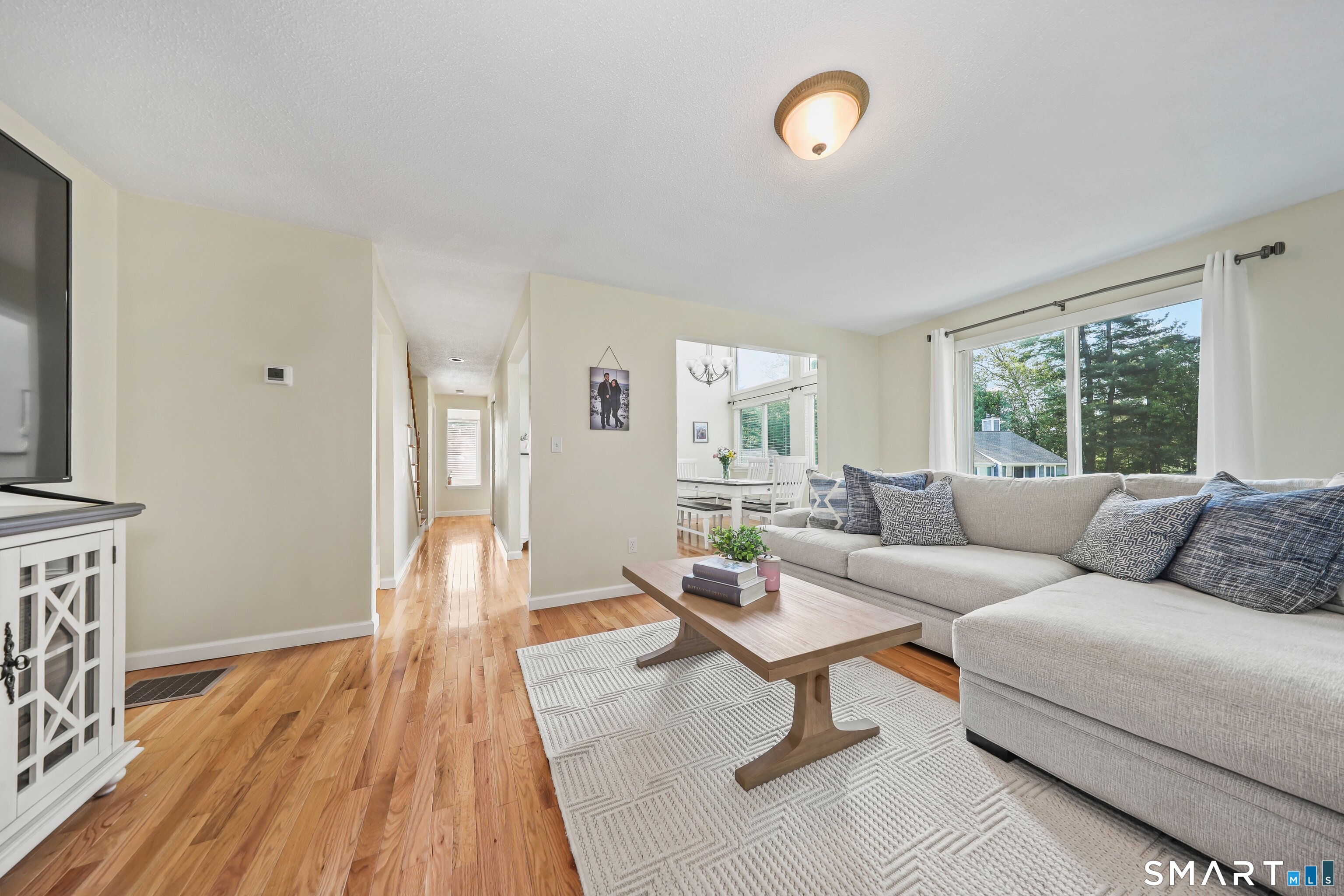 37 Old Mill Court Simsbury CT 06070
