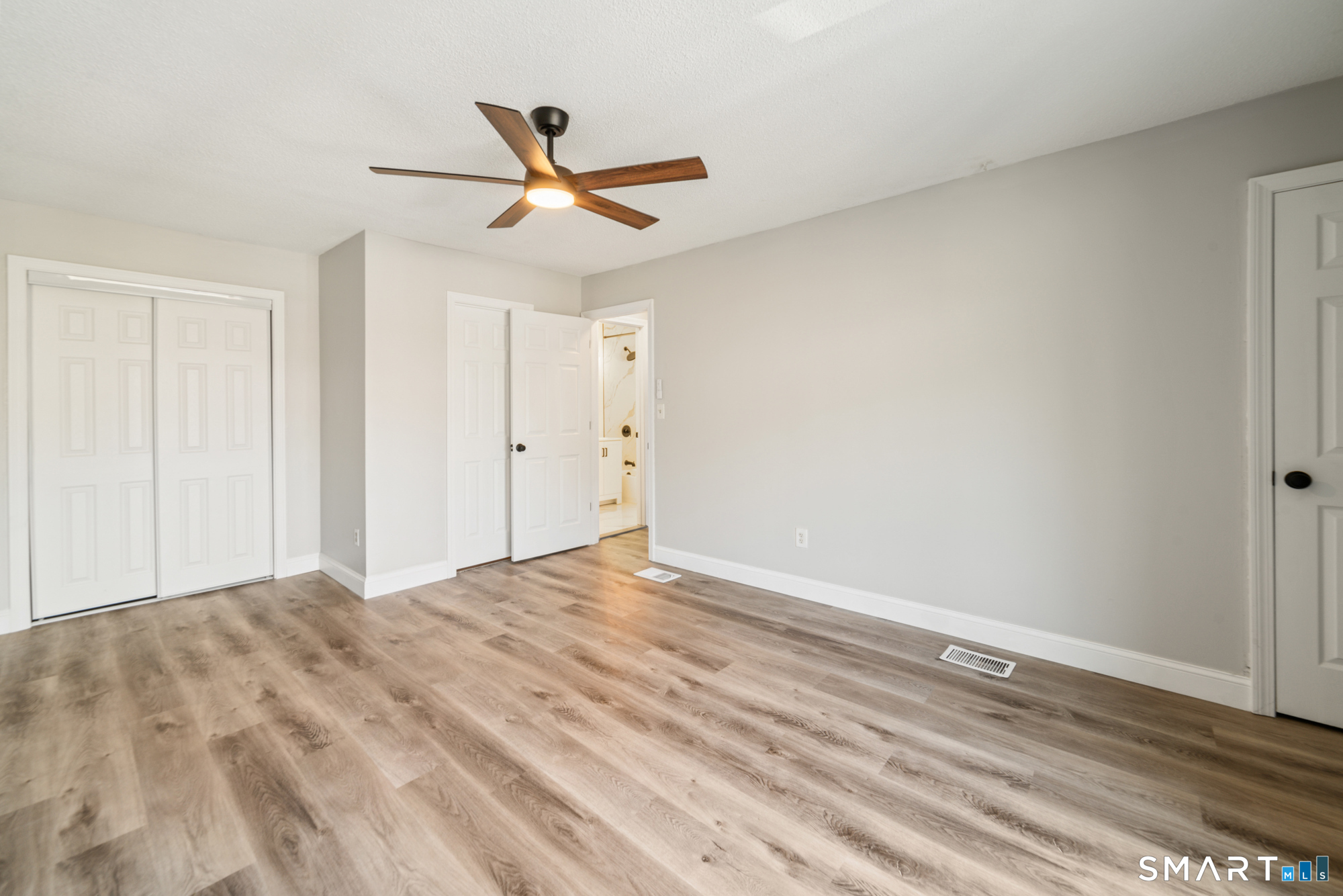4 Birch Lane East Haven CT 06513