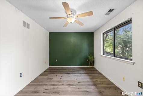 14 Wynwood Drive Enfield CT 06082