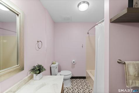 14 Wynwood Drive Enfield CT 06082