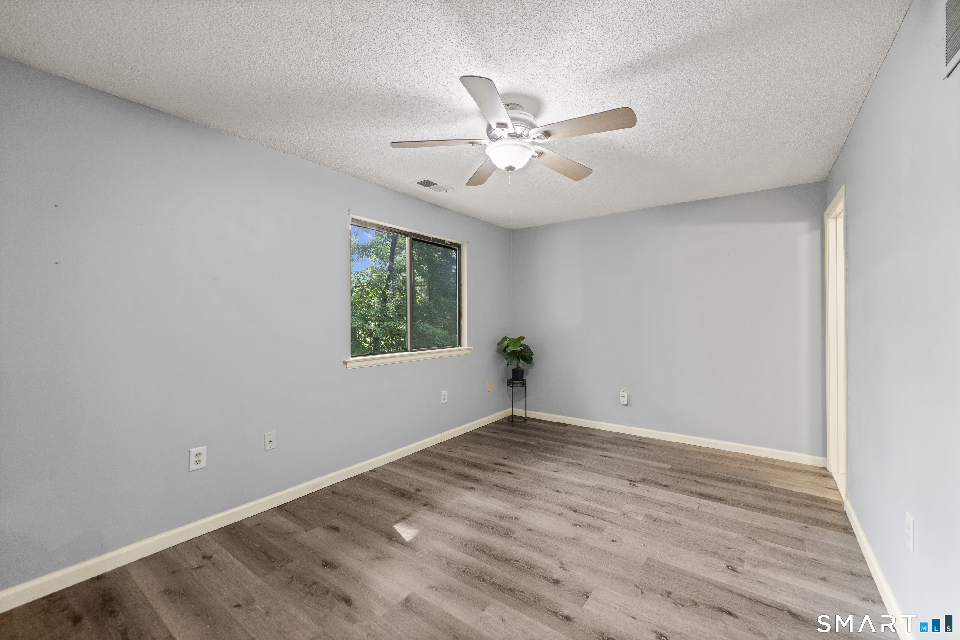 14 Wynwood Drive Enfield CT 06082
