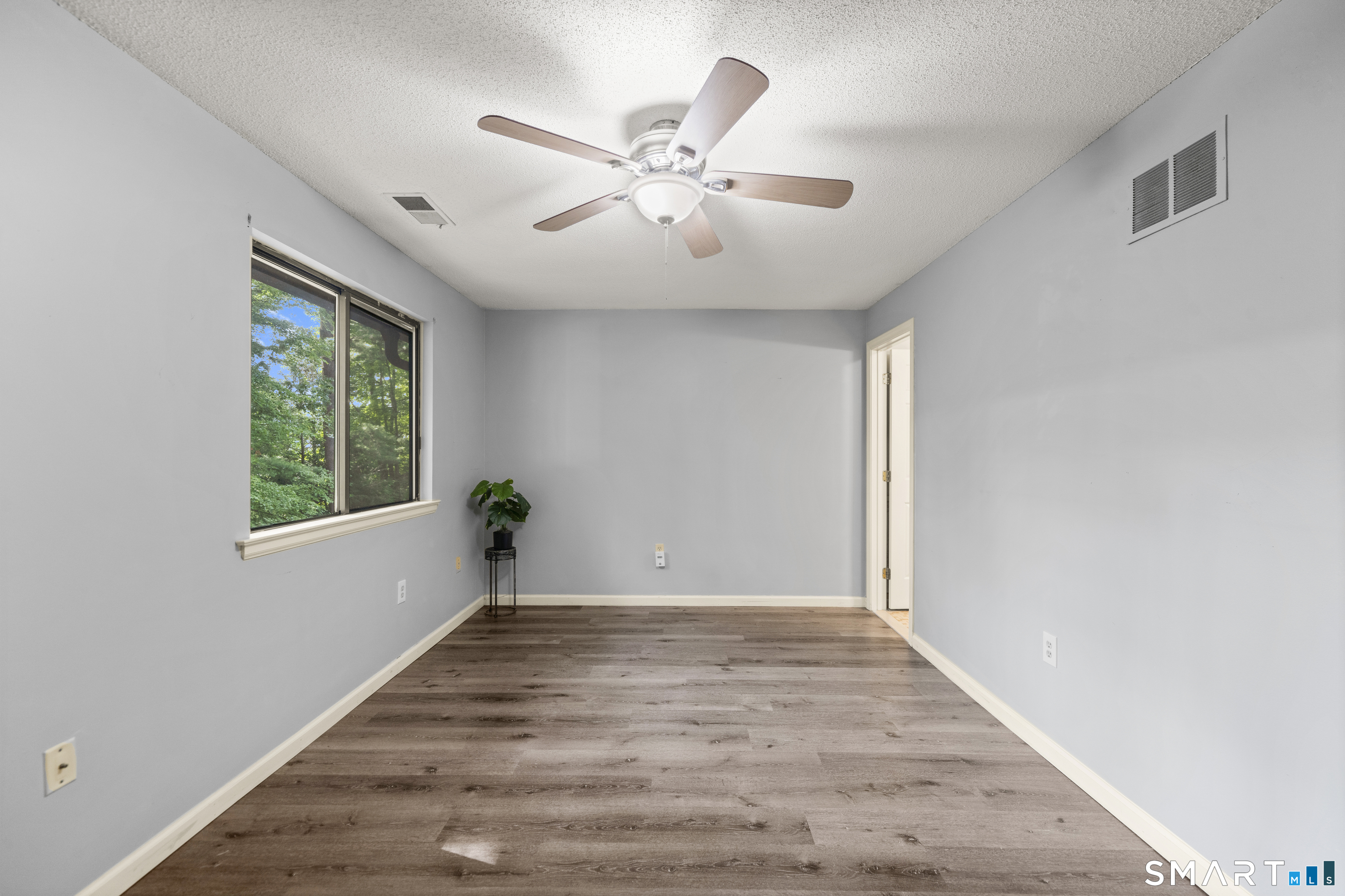 14 Wynwood Drive Enfield CT 06082