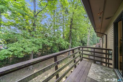 14 Wynwood Drive Enfield CT 06082