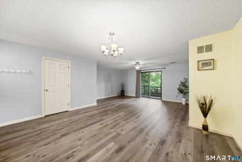 14 Wynwood Drive Enfield CT 06082