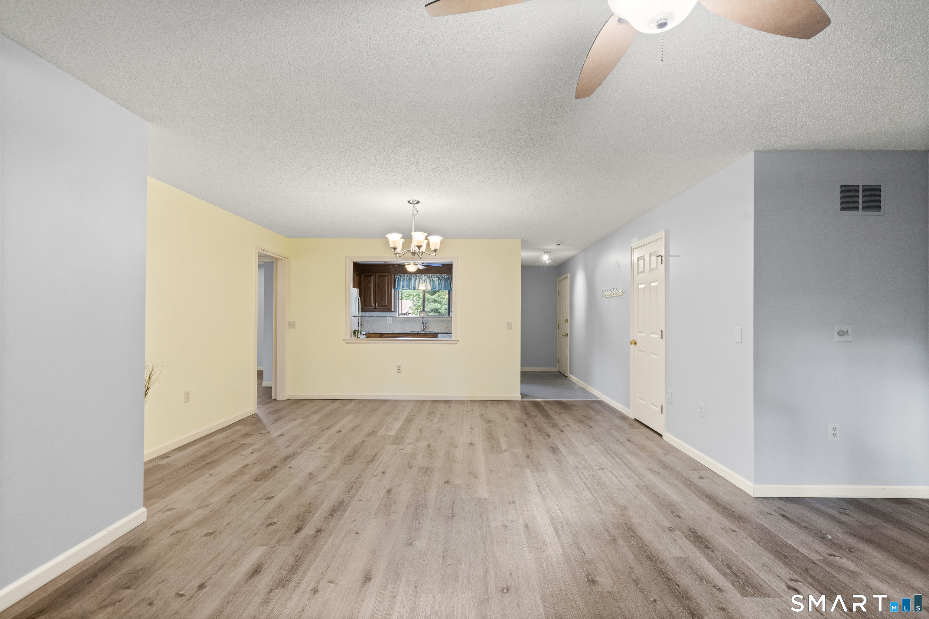14 Wynwood Drive Enfield CT 06082