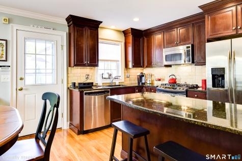 12 West Sussex Place Madison CT 06443