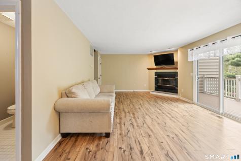 27 Fox Run Court Newington CT 06111