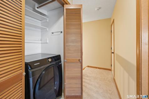 27 Fox Run Court Newington CT 06111