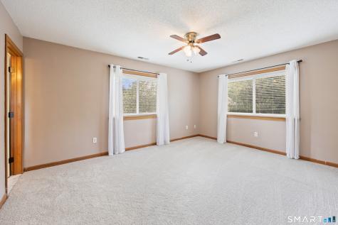 27 Fox Run Court Newington CT 06111
