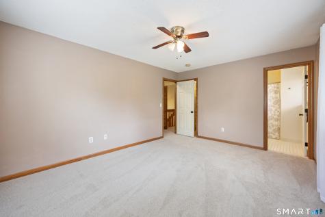 27 Fox Run Court Newington CT 06111