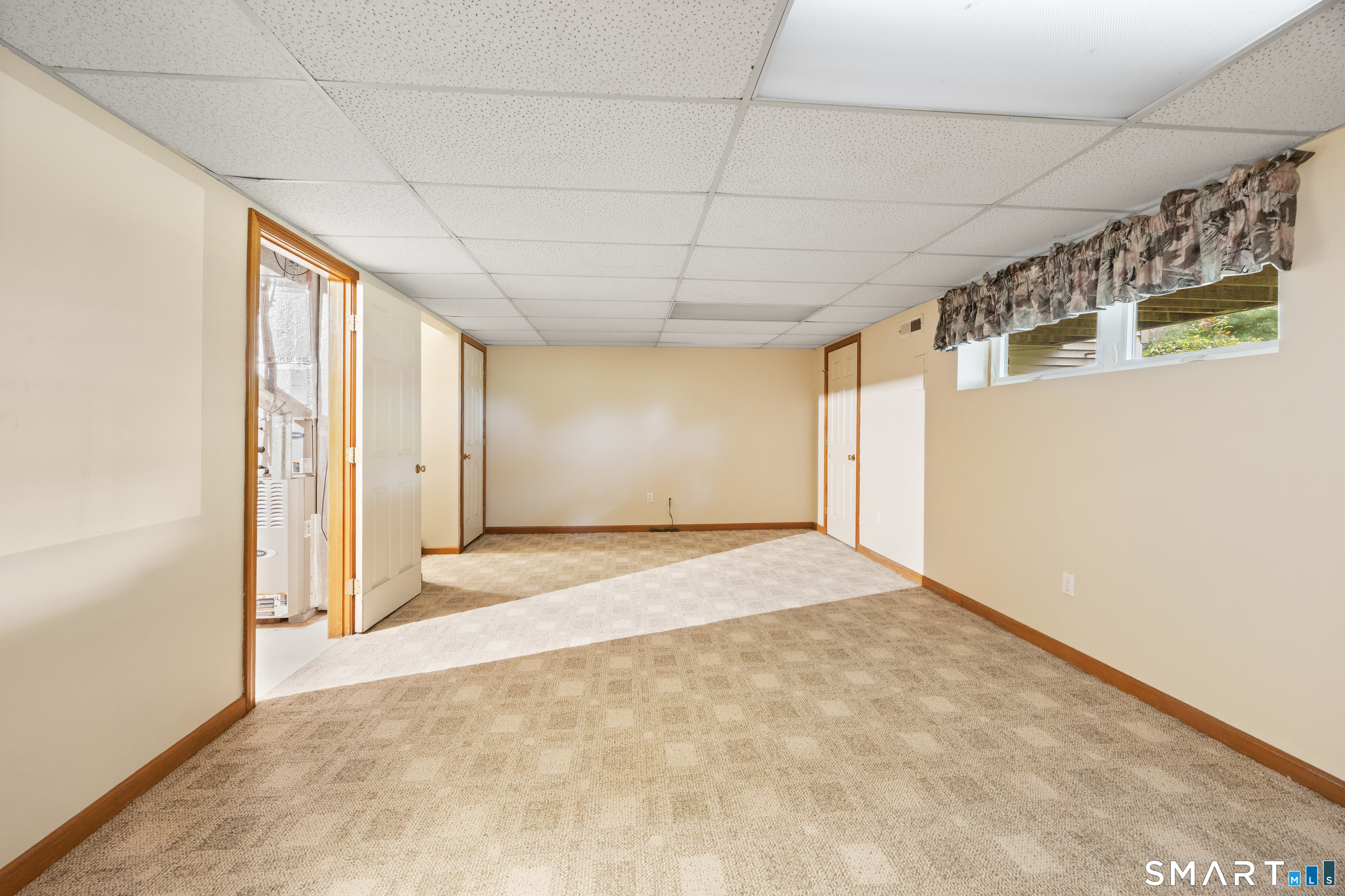 27 Fox Run Court Newington CT 06111