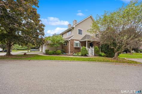 27 Fox Run Court Newington CT 06111