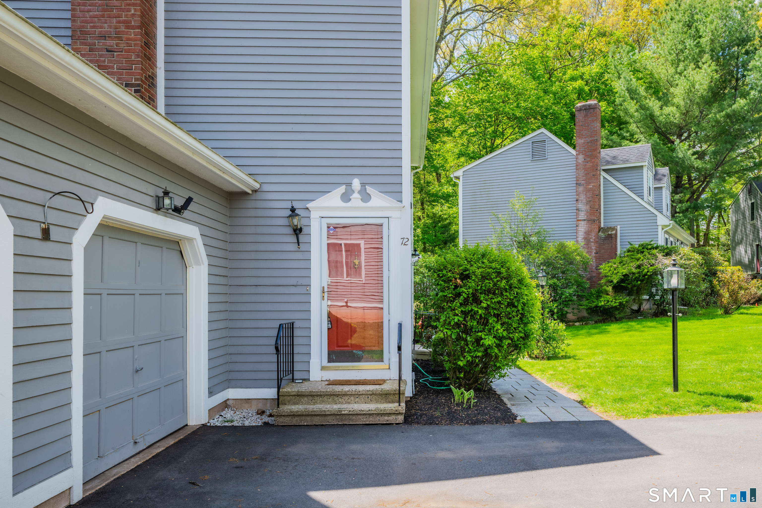 72 Kingfisher Circle South Windsor CT 06074