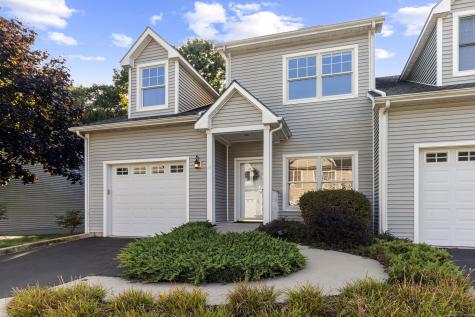 375 Allyn Street Groton CT 06355