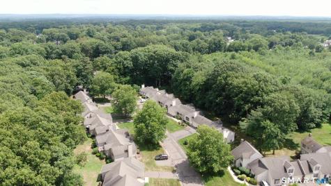 91 Carriage House Enfield CT 06082