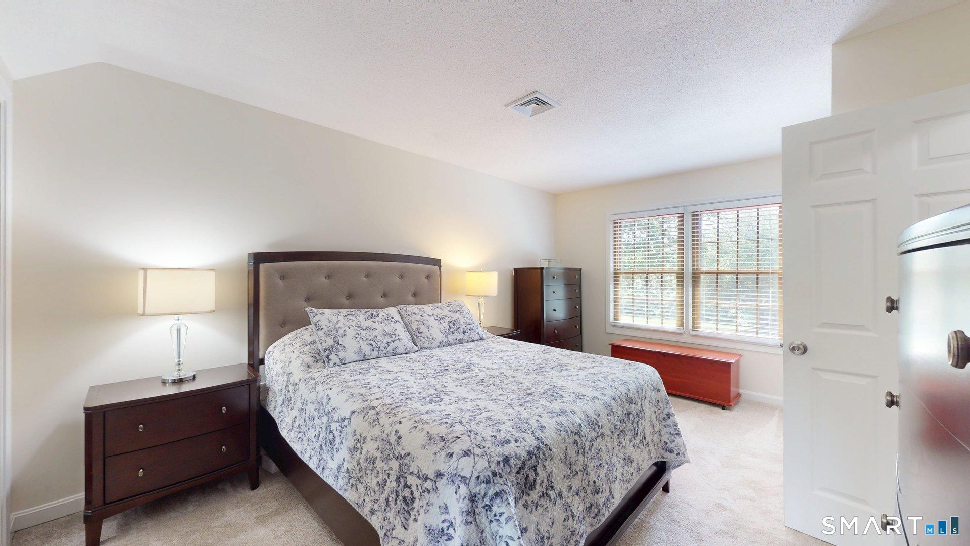 91 Carriage House Enfield CT 06082
