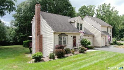 91 Carriage House Enfield CT 06082