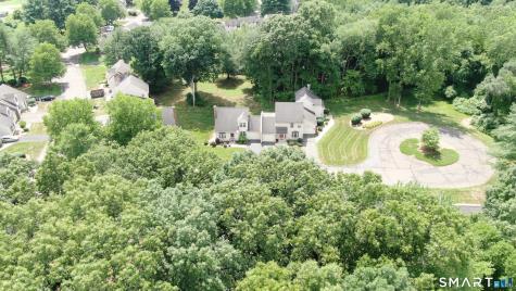91 Carriage House Enfield CT 06082