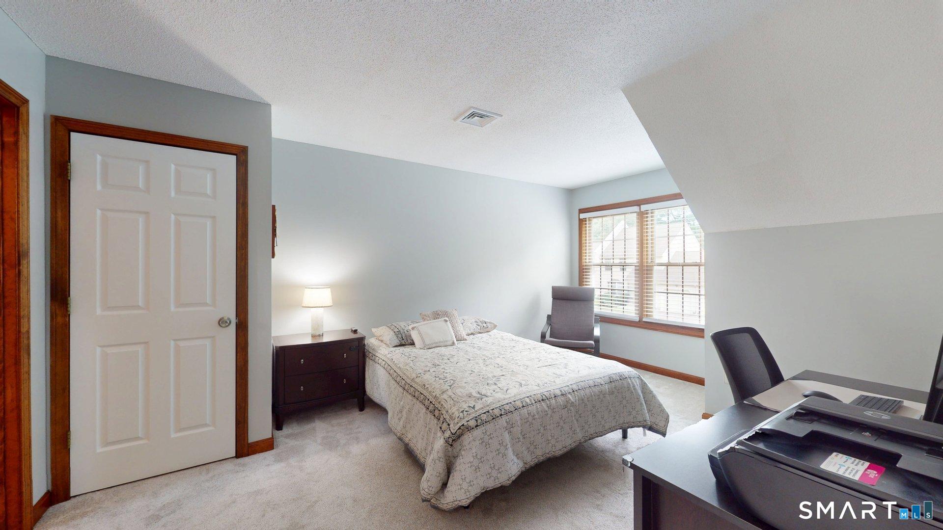 91 Carriage House Enfield CT 06082