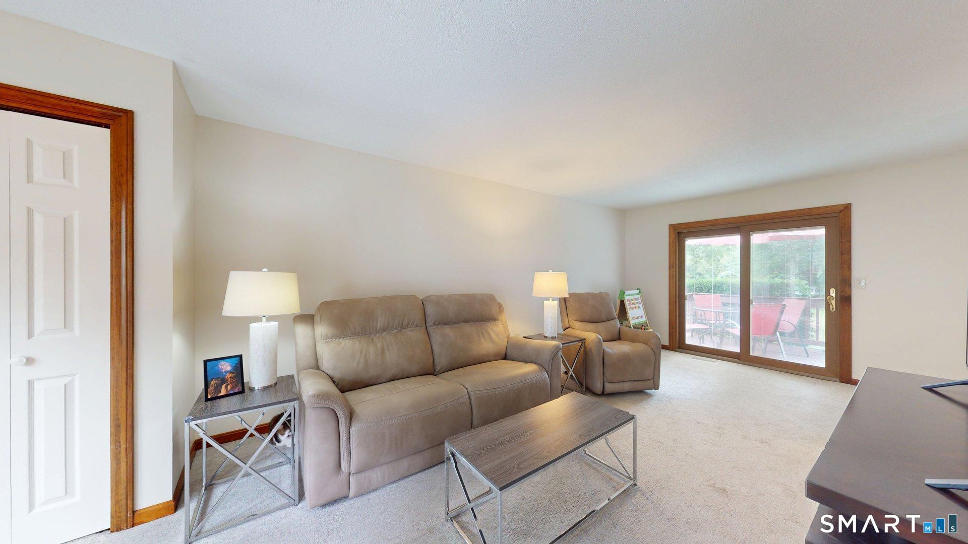 91 Carriage House Enfield CT 06082