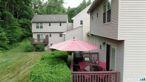 91 Carriage House Enfield CT 06082