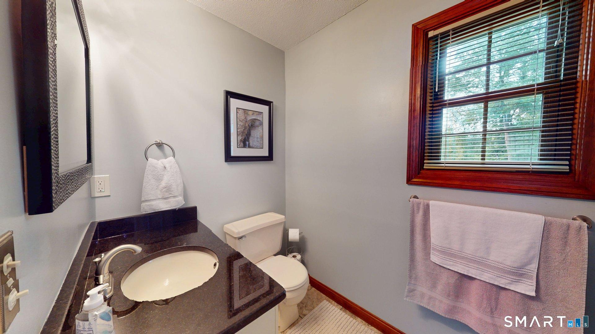 91 Carriage House Enfield CT 06082