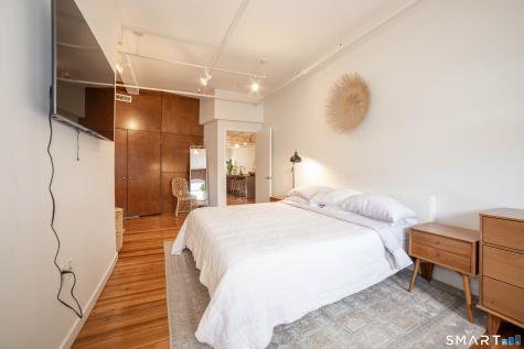 8 Hughes Place New Haven CT 06511