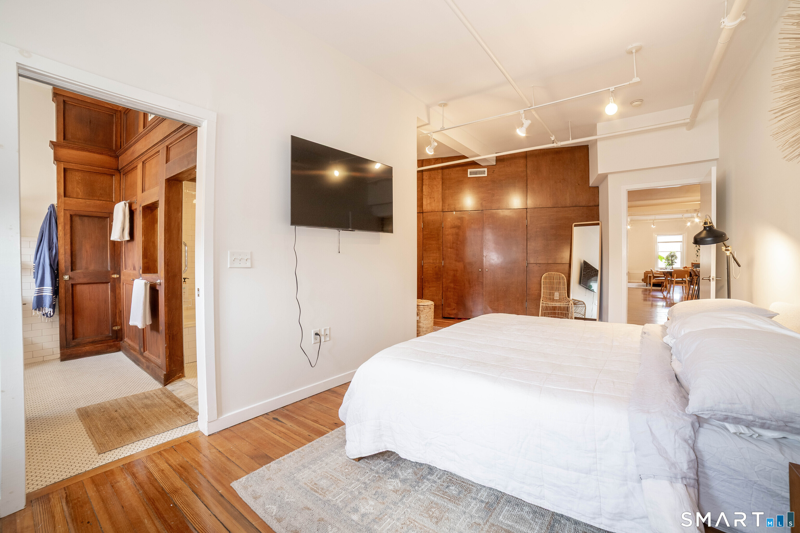8 Hughes Place New Haven CT 06511