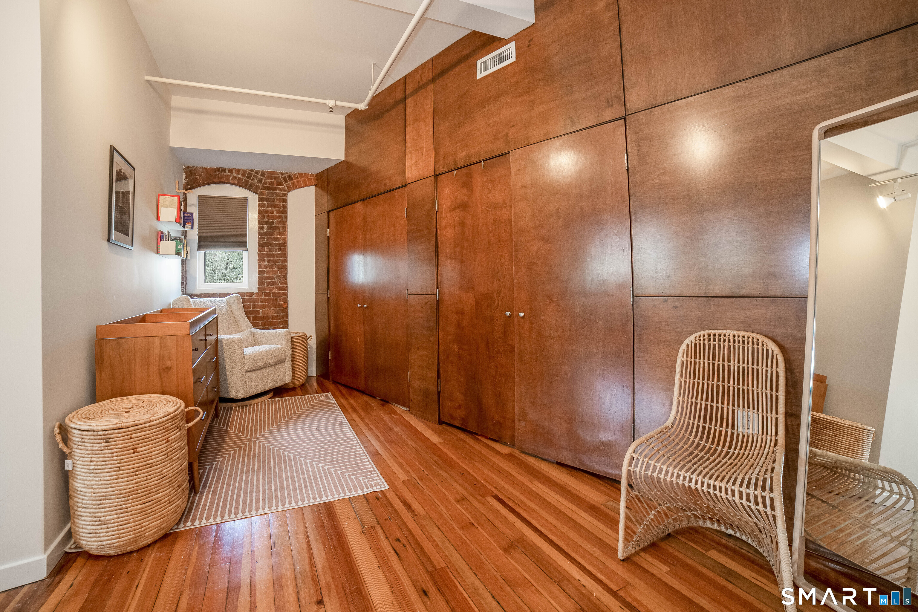 8 Hughes Place New Haven CT 06511