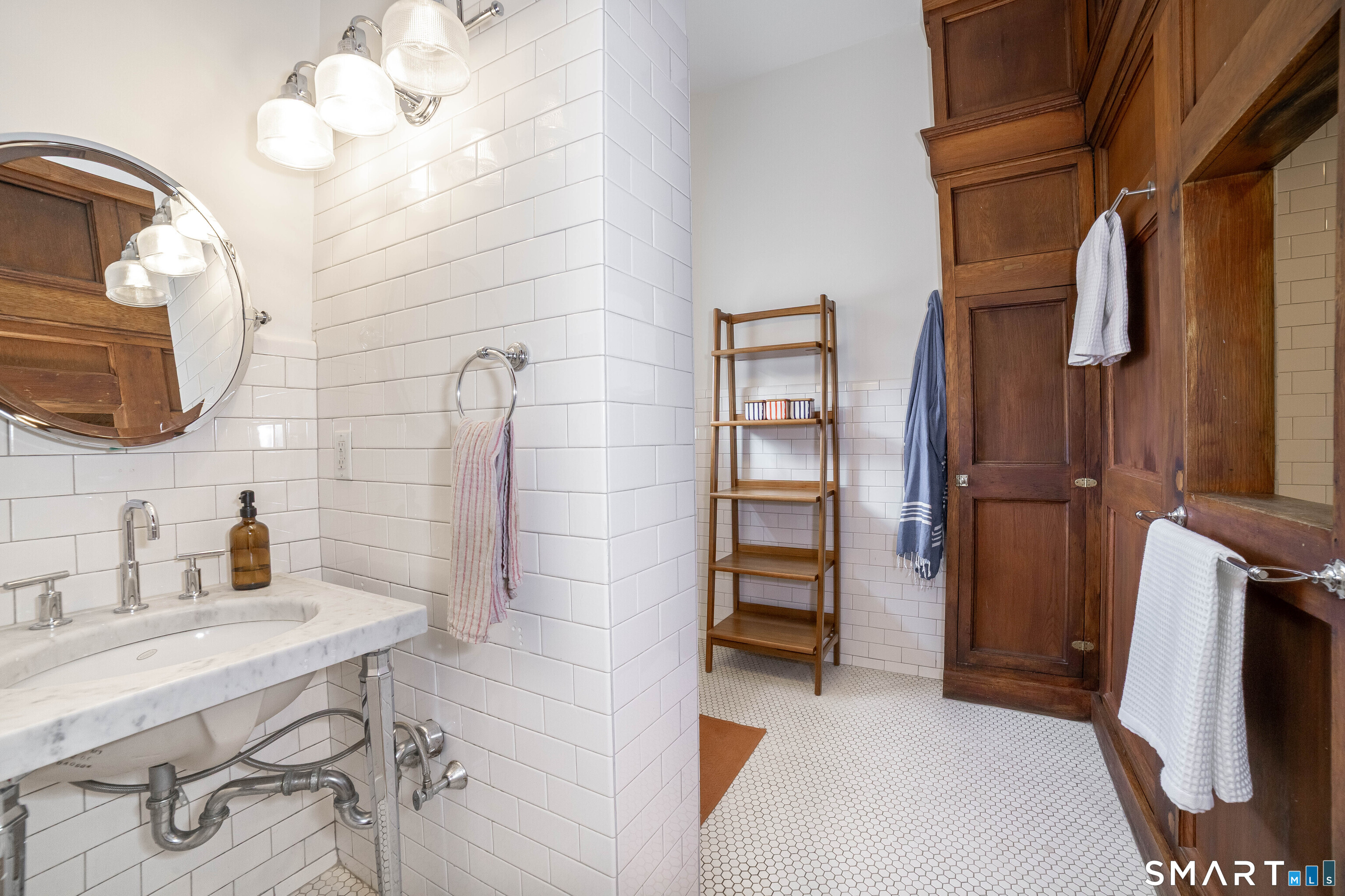 8 Hughes Place New Haven CT 06511