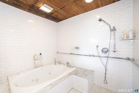 8 Hughes Place New Haven CT 06511