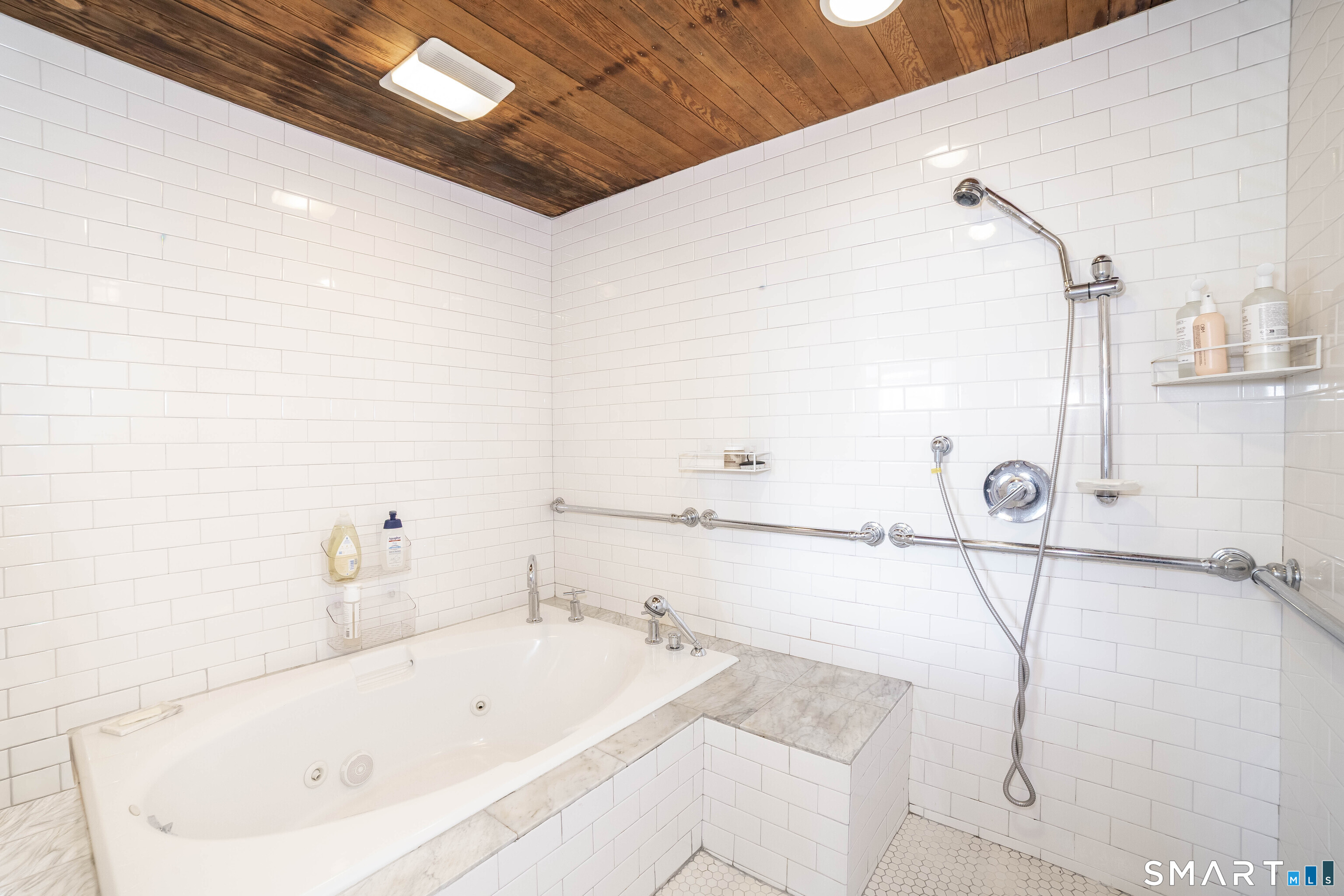 8 Hughes Place New Haven CT 06511