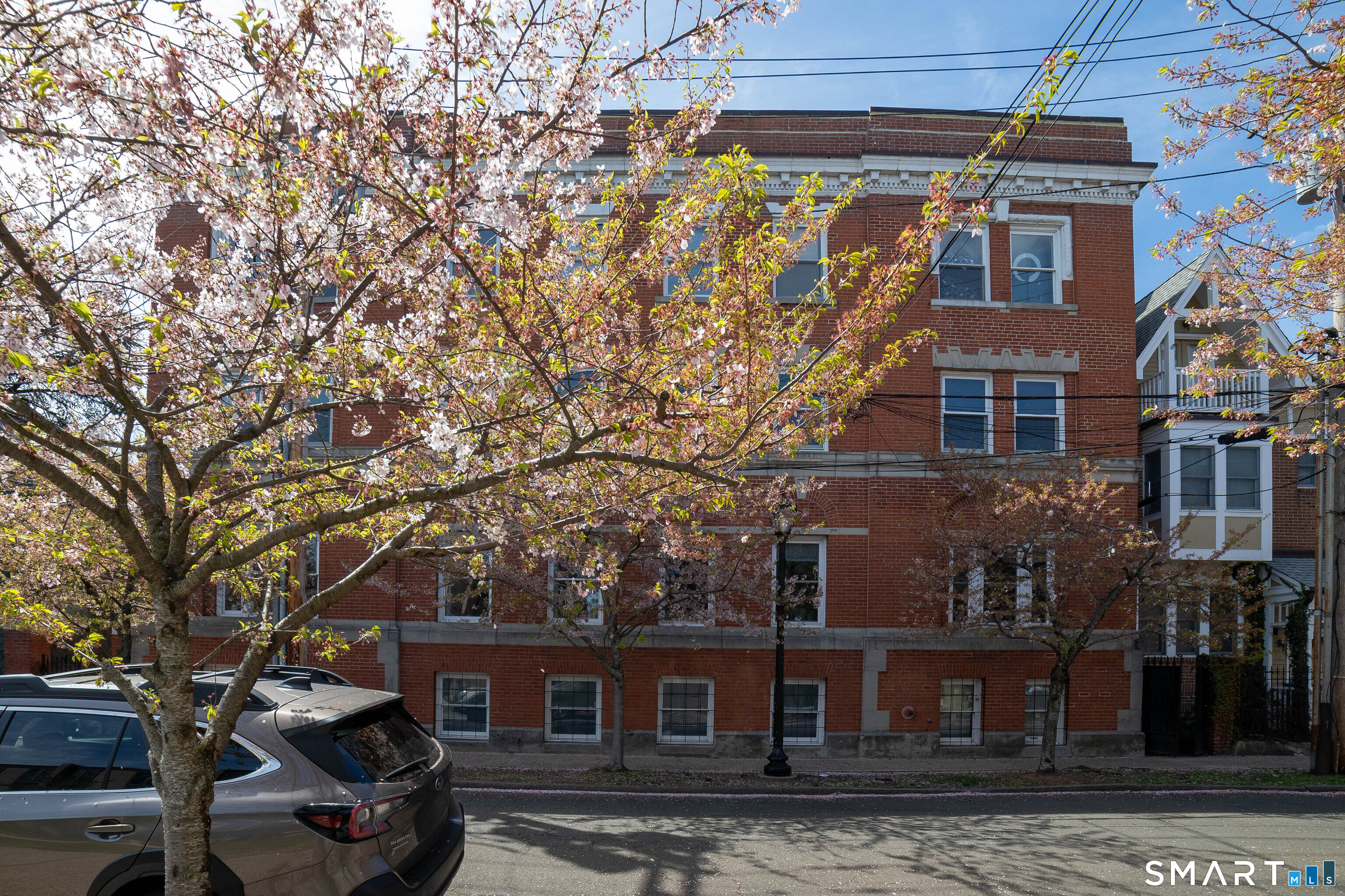 8 Hughes Place New Haven CT 06511