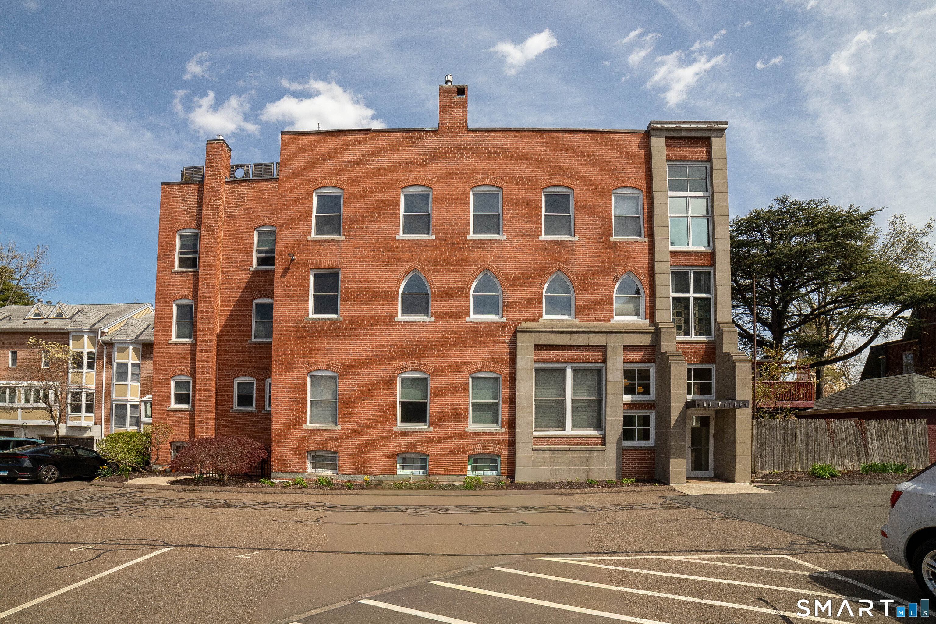 8 Hughes Place New Haven CT 06511