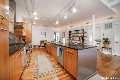 8 Hughes Place New Haven CT 06511