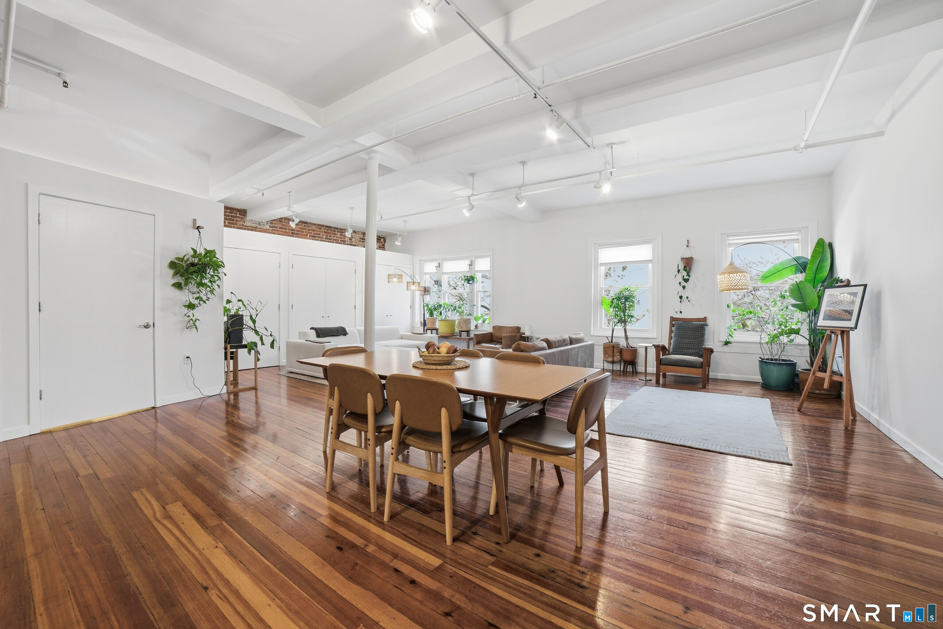 8 Hughes Place New Haven CT 06511