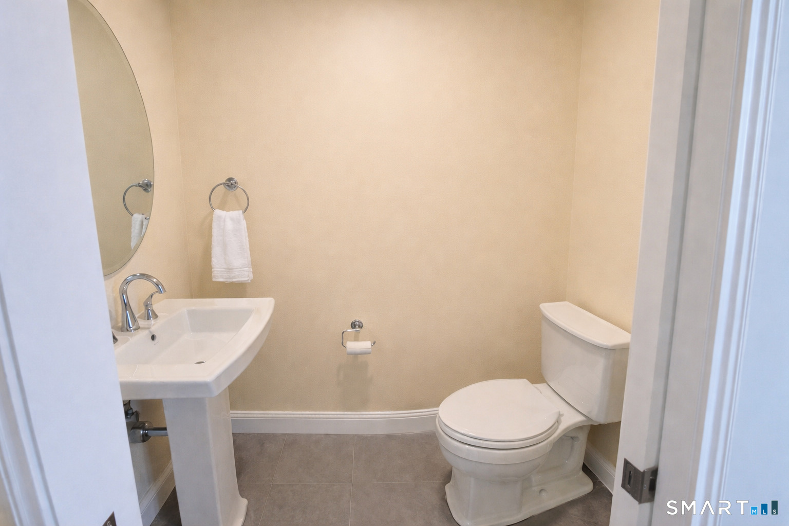 280 East Main Street Branford CT 06405