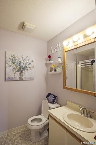 105 Little Oak Lane Rocky Hill CT 06067