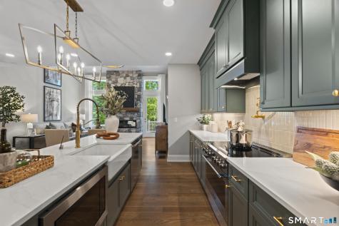 1093 St Andrews Drive Oxford CT 06478