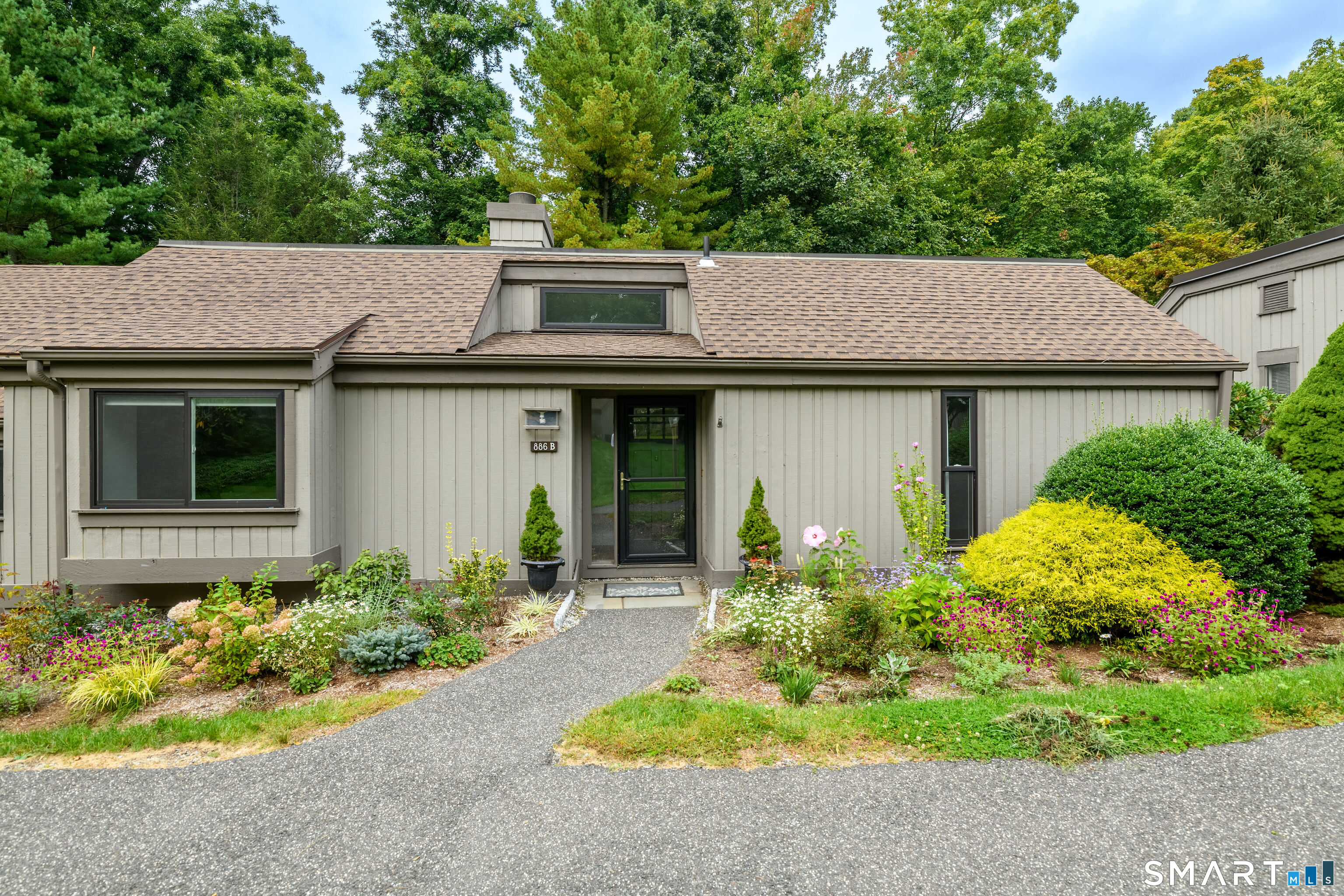 886 Heritage Village Southbury CT 06488