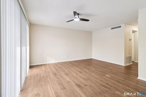 172 Towne House Road Hamden CT 06514