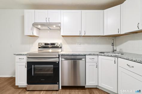 172 Towne House Road Hamden CT 06514