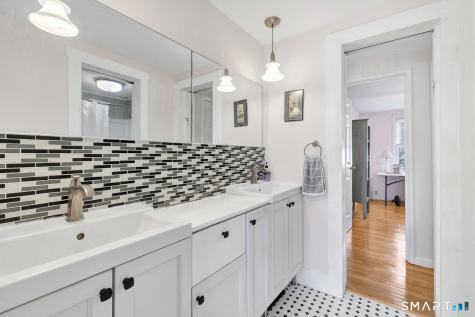 25 Jackson Drive Milford CT 06460