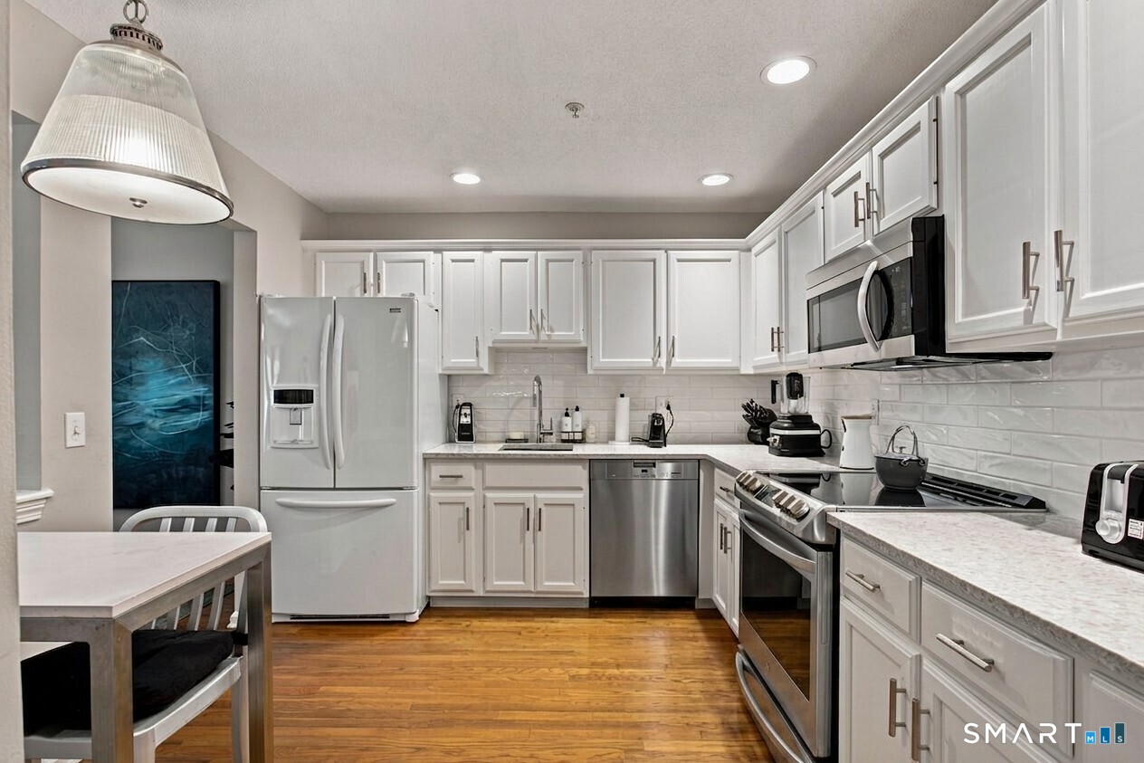 629 Danbury Road Ridgefield CT 06877