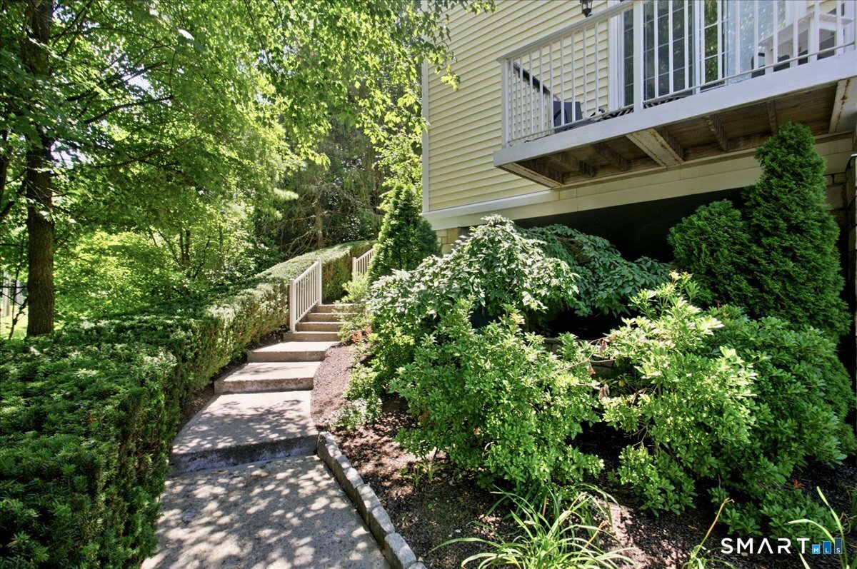 629 Danbury Road Ridgefield CT 06877